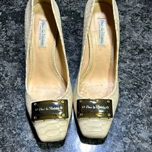 Pour La Victorie shoes size 6,5 made in Brazil in good condition leather